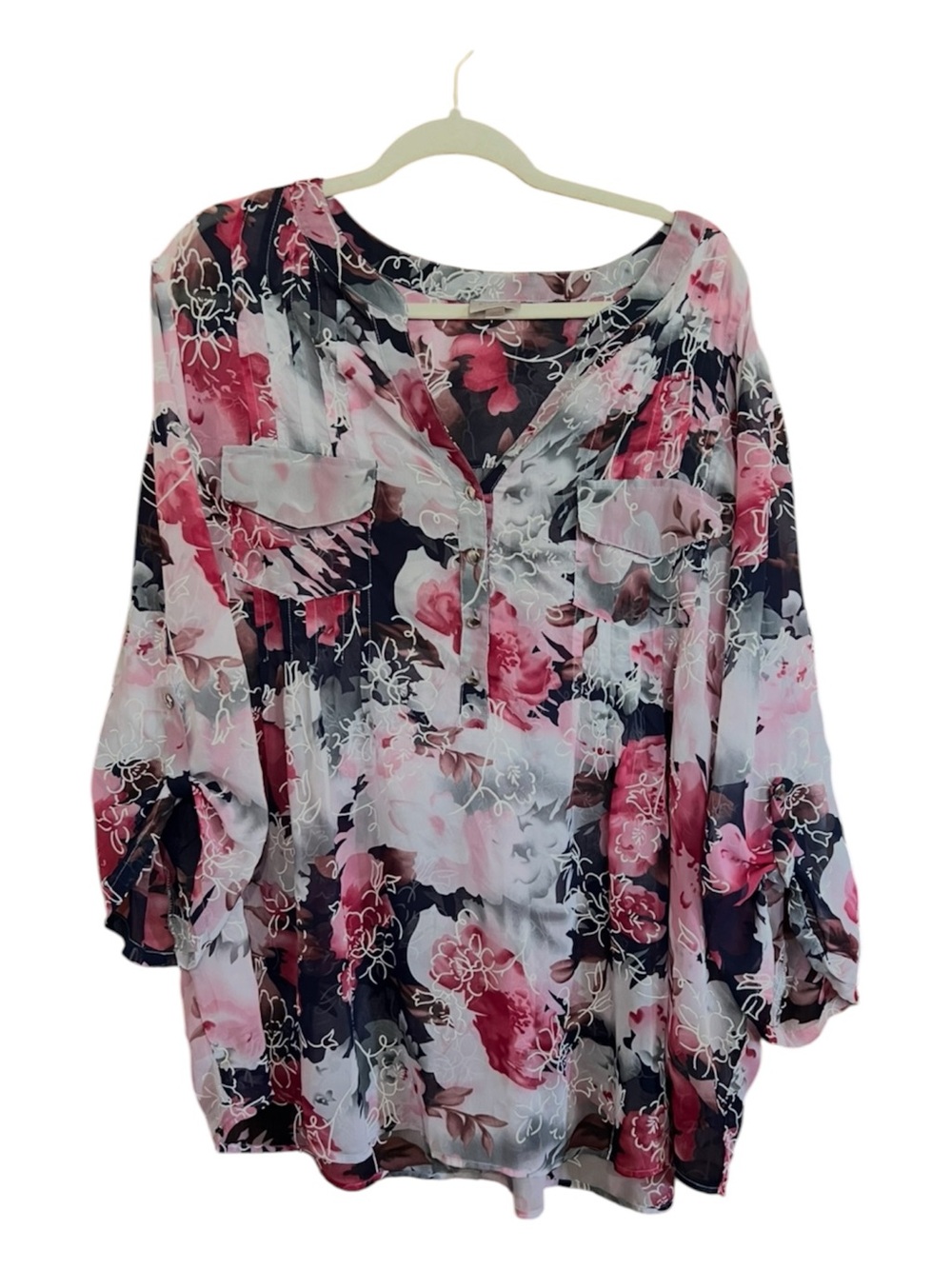 Avenue Floral Pink, Black and White Pleated Women's Blouse Size 26/28